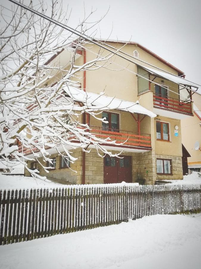 Kwatera U Somsiada -Apartament 穆希纳 外观 照片